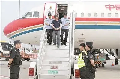 迷上赌博太可怕了！看看这名法学硕士的堕落之路