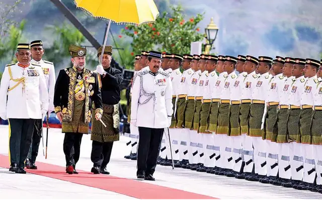 曾经的马来西亚属于中国？走进奇特的大马王室......