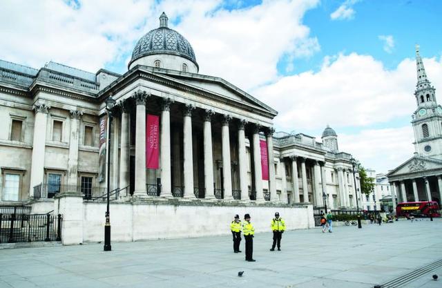 疫情下英国“仇恨犯罪”增21% 中国人和亚裔受害为主