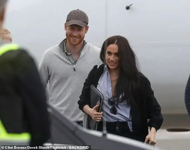 哈里梅根，令人发指！两年挥霍英国纳税人逾4亿元