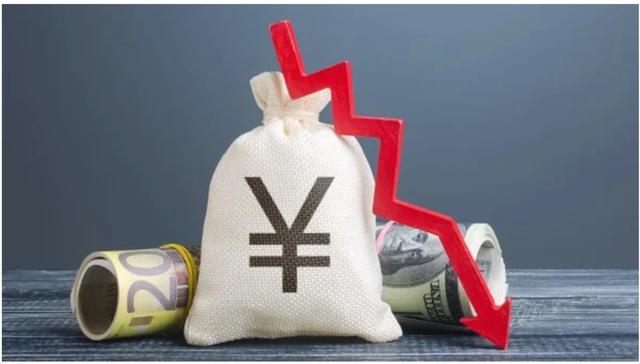 离岸汇率一度狂贬500点，什么情况？