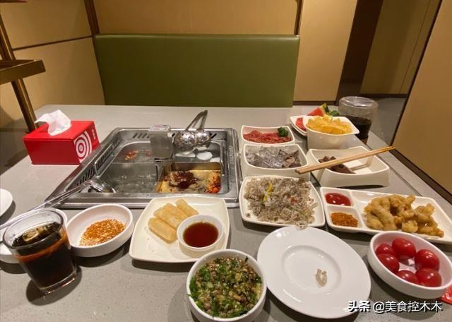 信阳海底捞开业，听说复工后海底捞涨价了，大家会去吃吗？