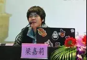 嫁入豪门的黑洞妈妈黄圣依，却养出学霸儿子！她的方法获网友狂赞