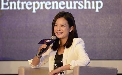 赵薇：“女版巴菲特”，靠黑心钱住豪宅，这是从何而来？