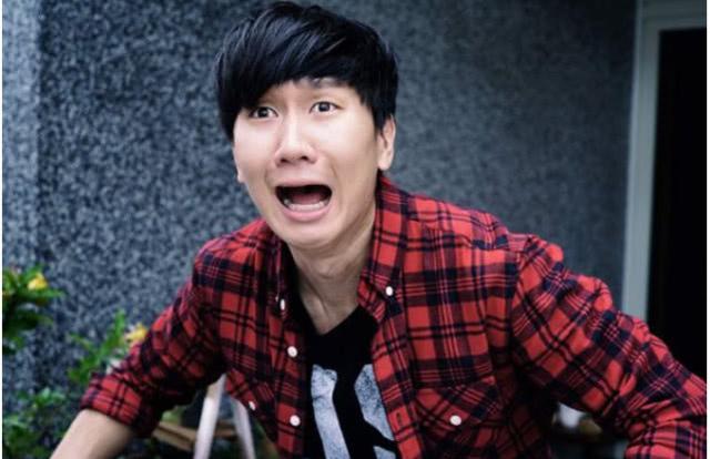 混不好就得回家继承家产的明星，黄子韬还在硬撑，他已经妥协了