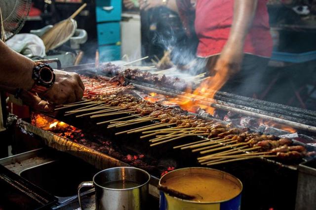 一起云旅游：盘点世界上最好的10处地摊美食城市，很有烟火味