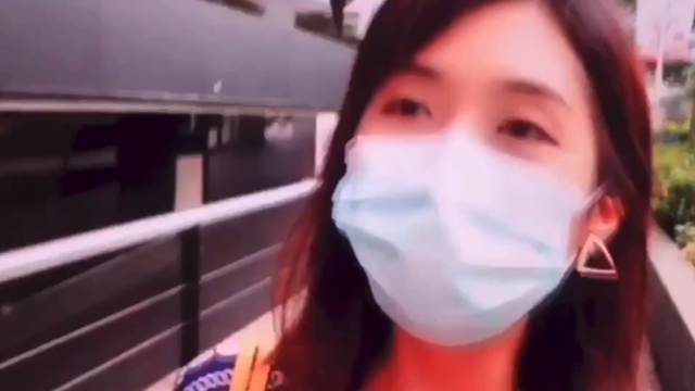 6月19日新加坡第二次解封了。大家都兴奋地往“熟食 中心" 跑。