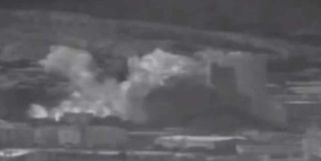 朝鲜为何突然炸毁大楼，保持备战状态？为了抬高朝鲜“一姐”，还是在演戏给美国看？