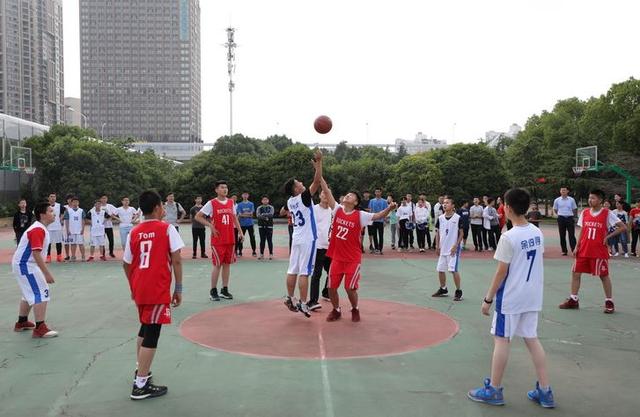 霸气！武汉这所初中挺进全国十强！全武汉只有这一所学校入选前50