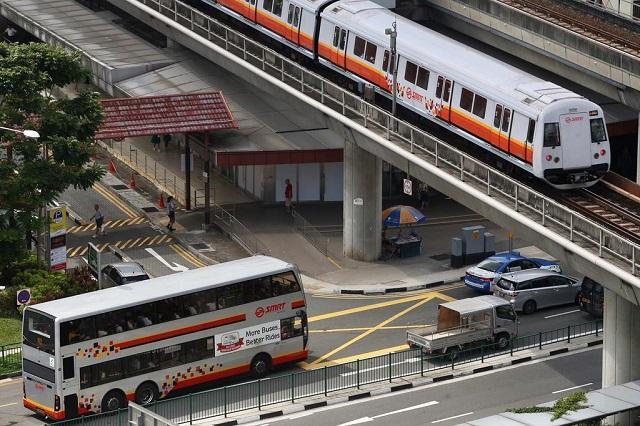 新加坡今日起解封 公众外出须戴口罩