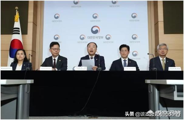 新加坡的主要经济来源是什么？为什么经济很发达