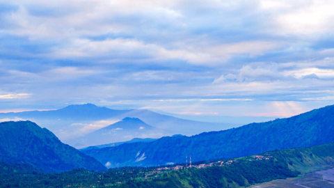 『照片篇』地球心跳＃印尼布鲁布罗莫活火山＃月球表面归来