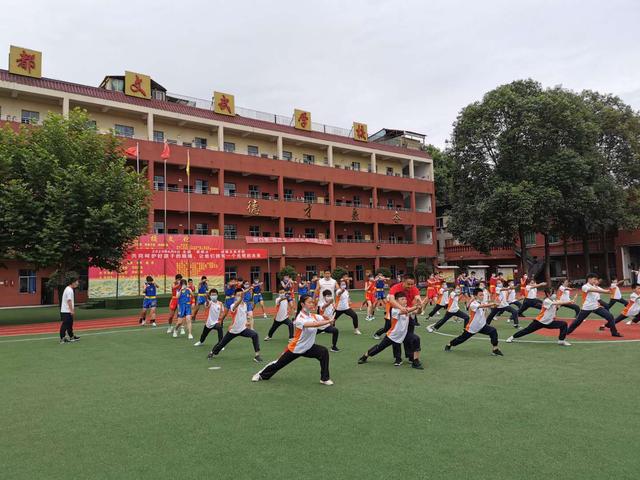 快来玩转“云健身”打开运动新方式