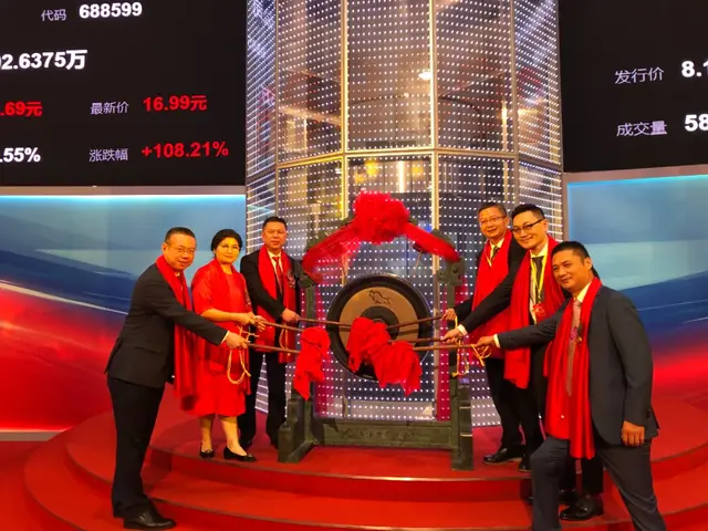 天合光能上市：市值超350亿 实控人高纪凡有新加坡居留权