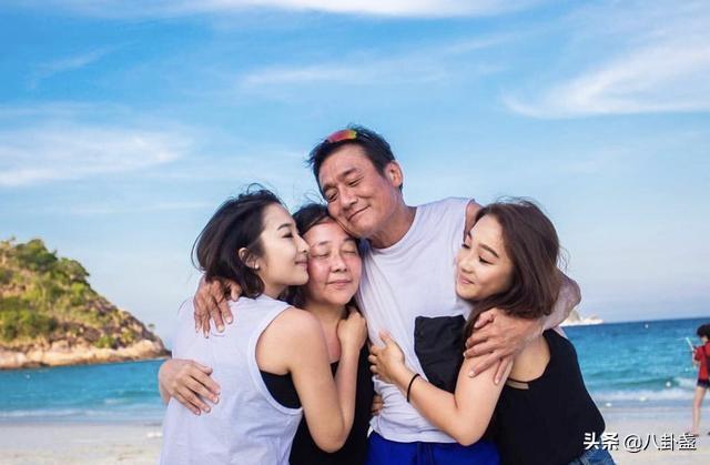 梁家辉89岁母亲加国离世母子缘悭最后一面，一家四口抱憾缺席葬礼