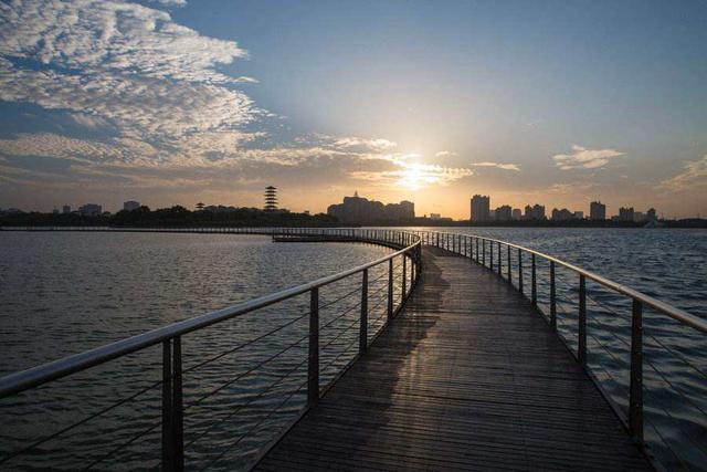 中国最有“洁癖”的城市，不输新加坡，让外国游客点赞