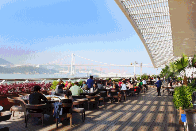 摆摊啦！最美厦门海景夜市喊你来斗阵