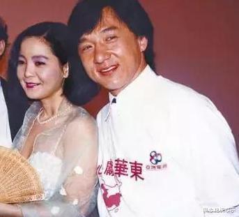 1981年与郭孔丞订婚的邓丽君，为何去世前把电话打给了成龙？