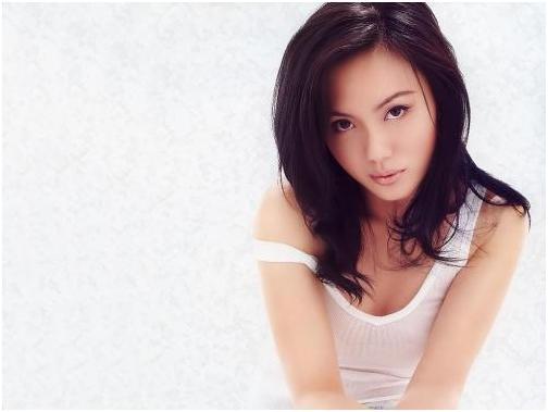 曾经的“新加坡四大美女演员”每一个都惊艳，你最喜欢哪个？