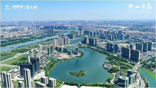 1500亩湖景+270°环幕景观，这座湖居大宅霸屏广佛楼市