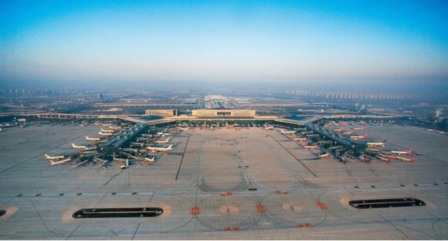 跻身全球三甲，上海国际航运中心锚定“基本建成”