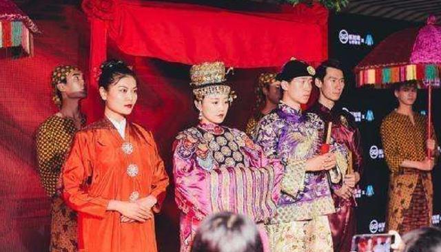 多次援助“感化”不了新加坡，依旧站队美国，网友：不知好歹