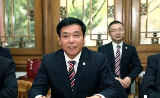 六位福建安溪最富有的人，陈泽峰向母校清华大学捐资5亿元亮眼