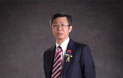 他卖房创业造沙发成200亿身价富豪，全球用户追捧美国销量前3