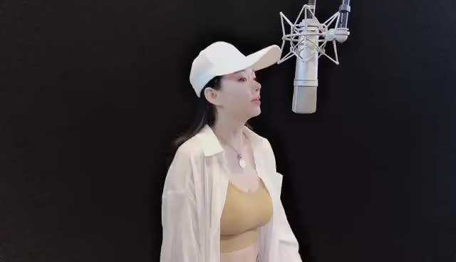 新加坡音乐大师张平福打造大爱之歌，邀请谭英演唱