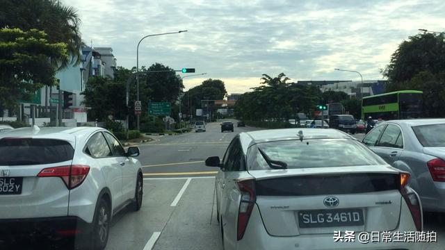 疫情都关疯了，新加坡外边风景还是不错的哦😄😄😄