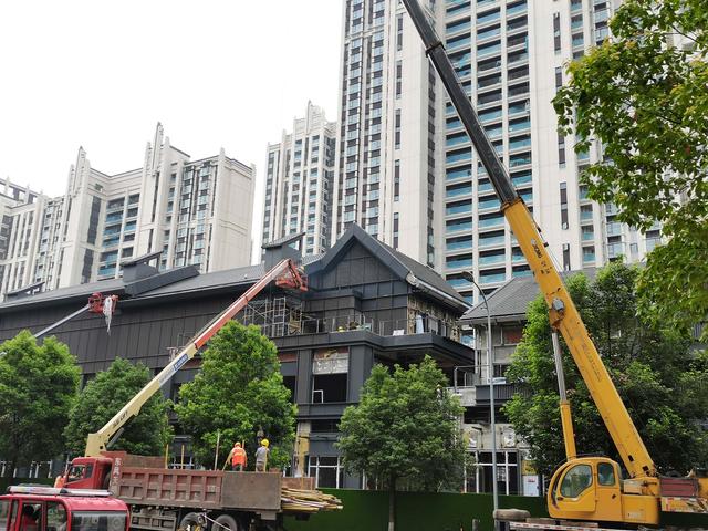 高新网红盘8月初取证，单价又涨2千，还值得买吗？