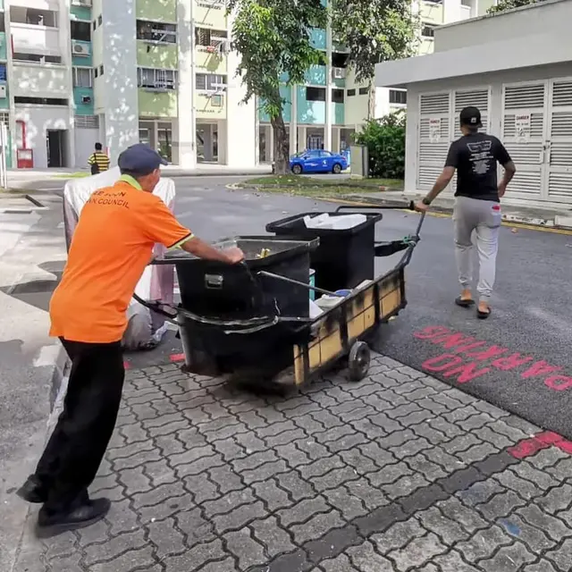 90后不怕脏苦在新加坡做清洁工作照样闯出一片天闷声发大财赚百万