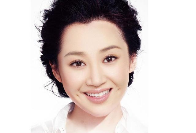 拒绝做“油腻中年女”，70、80后如何和许晴一样优雅？