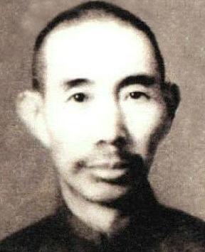 云南白药创始人，一生救人无数，因拒交秘方被软禁，58岁死于狱中