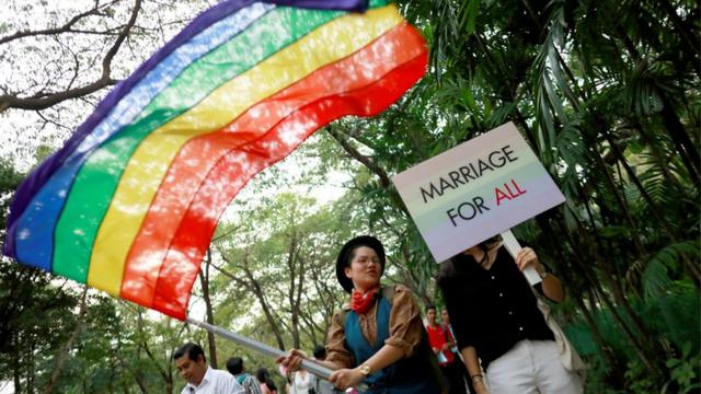 泰国同性婚姻合法化草案通过，佛系国度怎么看LGBT