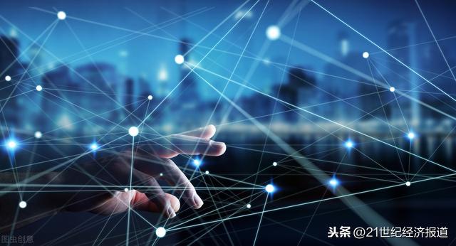 七年，凡闻跑通数据内容生态链