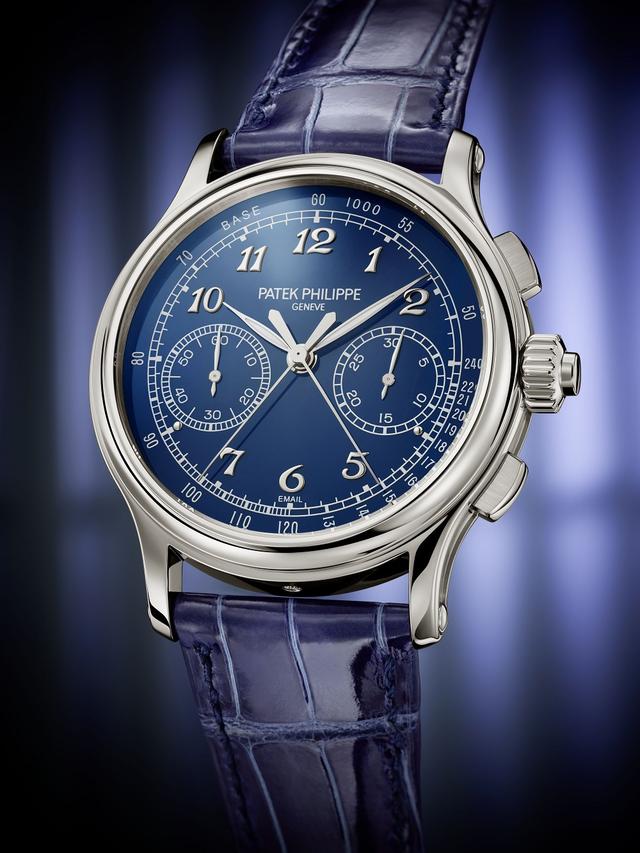 Patek Philippe 推出三问陀飞轮、双追针、万年历计时码表