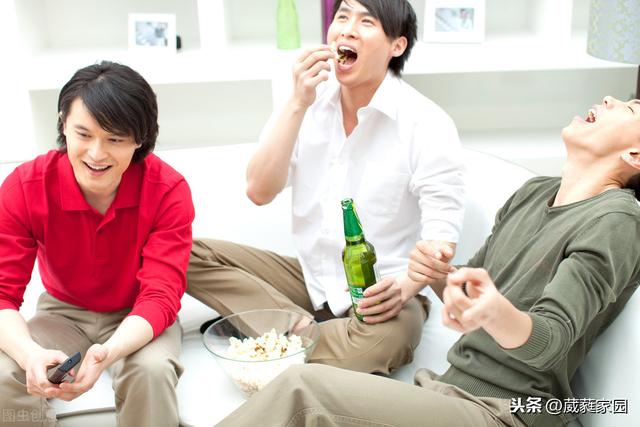 有朋自远方来不亦乐乎，26年前老友重相聚，感慨岁月沧桑