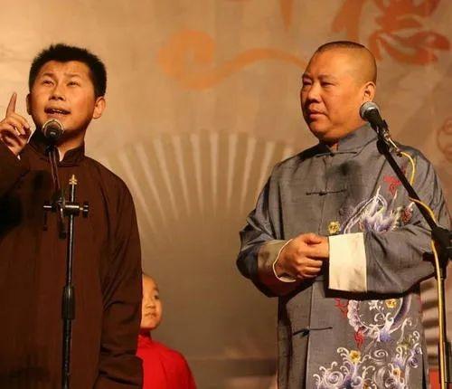 他曾是郭德纲爱徒，德云社危机时绝情离开，10年后打脸改回原名