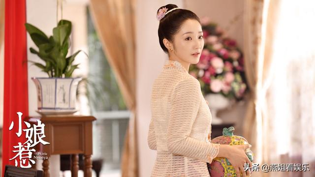 《小娘惹》：黄珍珠、陈锡大婚，月娘这一举动值得所有女性深思