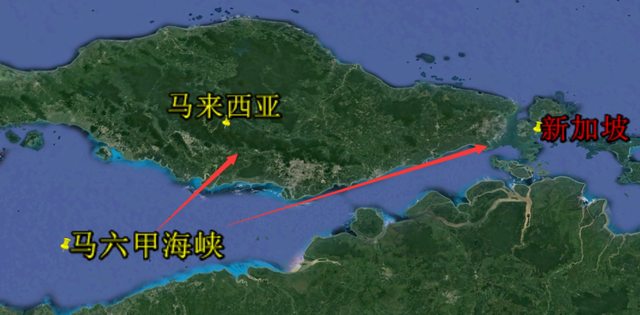 明明同处马六甲海峡，为何却新加坡一骑绝尘？