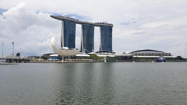 坐标：新加坡滨海湾(Marina Bay),疫情期间游客超少，千载难逢