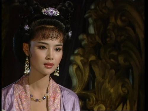 12种面孔的上官婉儿饰演者，谁演的上官婉儿才是第一呢？
