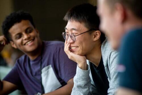 疫情和美国留学新规夹击下 今年的出国留学市场遭遇了些啥？