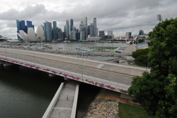 受疫情拖累 新加坡二季度就业急剧萎缩