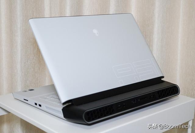 能否荣膺2020“烤机界霸主”称号 Alienware Area-51m R2双烤测试