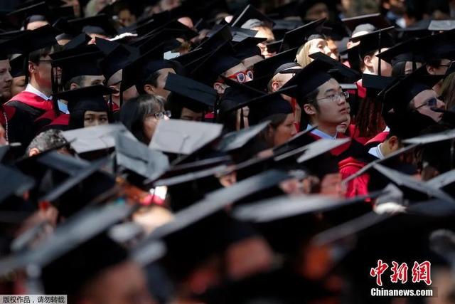 美国留学生签证政策频“变脸”，中国留学生路在何方？