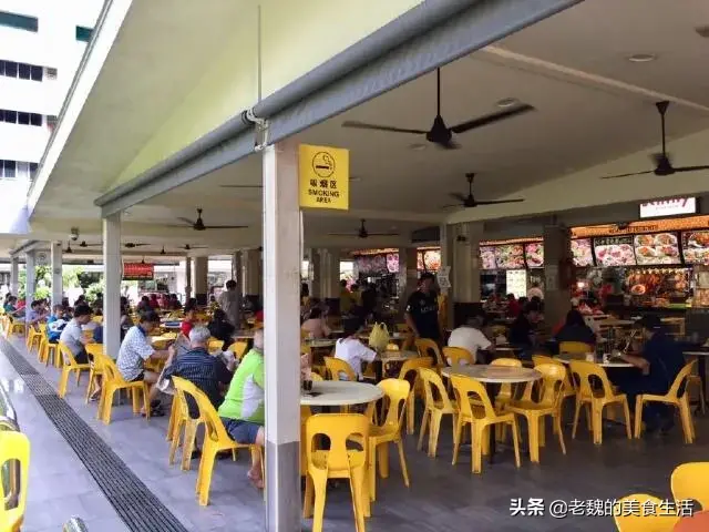在新加坡吃一顿大众化早餐要花多少钱？答案你一定想不到。