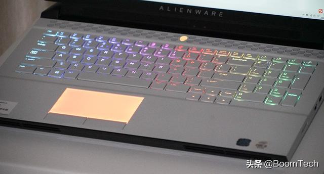 能否荣膺2020“烤机界霸主”称号 Alienware Area-51m R2双烤测试