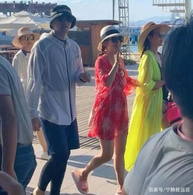 《妻子的浪漫旅行》：蔡少芬胡可告诉你，孩子不停哭闹该怎么办？